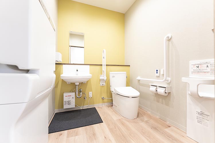 多目的トイレ